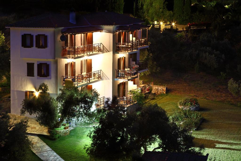 Mando Beachfront Stafylos Zewnętrze zdjęcie